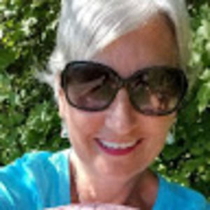 Meet your Posher, Debra